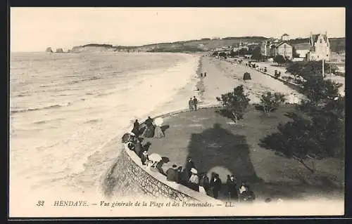 AK Hendaye, Vue générale de la Plage et des Promenades