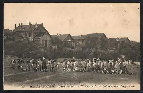 AK Hendaye-Plage, Sanatorium de la Ville de Paris, les Enfants sur la Plage