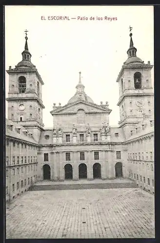 AK El Escorial, Patio de los Reyes