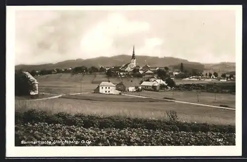 AK Ulrichsberg /O. Oe., Gesamtansicht übers Feld mit Kirche