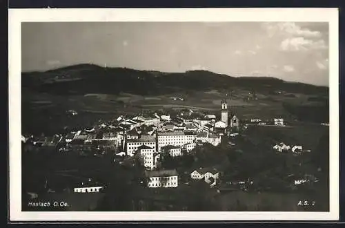 AK Haslach /O. Oe., Ortsansicht gegen die Berge