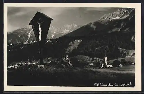 AK Innsbruck, Mühlau mit Kirche und Flurkreuz