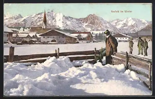 AK Seefeld, Ortspartie mit Kirche im Winter