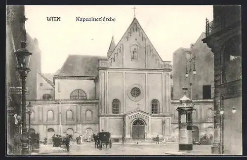 AK Wien I, Blick auf die Kapuzinerkirche, Litfasssäule, Pferdekutsche