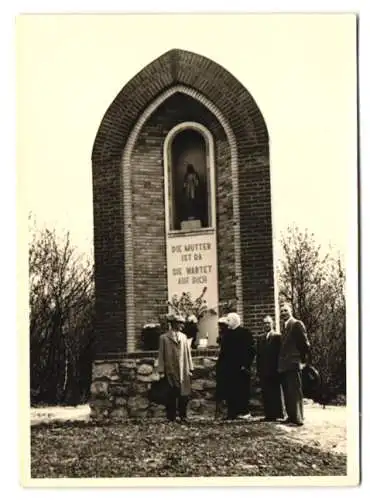 10 Fotografien Goerz, Dreyell, Ansicht Nettetal-Schaag, Prozession / Festumzug in der Ortschaft