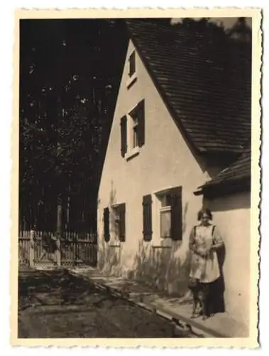 4 Fotografien unbekannter Fotograf, Ansicht Burgthann, Einfamilienhaus am Stadtrand 1937-1939