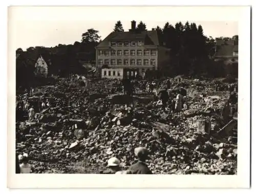 8 Fotografien unbekannter Fotograf, Ansicht Oeschelbronn, Zerstörung nach Brandkatastrophe 1933