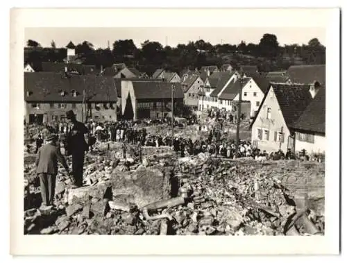 8 Fotografien unbekannter Fotograf, Ansicht Oeschelbronn, Zerstörung nach Brandkatastrophe 1933