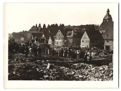 8 Fotografien unbekannter Fotograf, Ansicht Oeschelbronn, Zerstörung nach Brandkatastrophe 1933