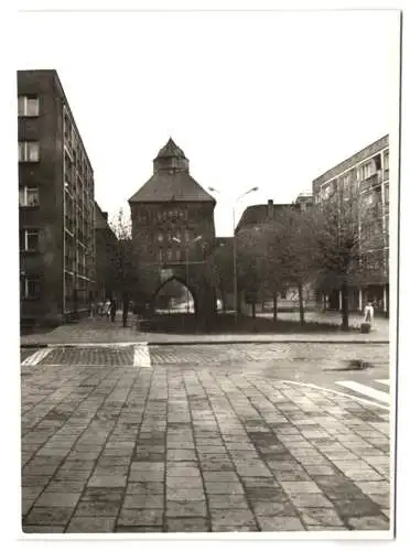 7 Fotografien unbekannter Fotograf, Ansicht Stolp - Slupsk, Stadtansichten, Strassen - und Gebäude im Stadtkern