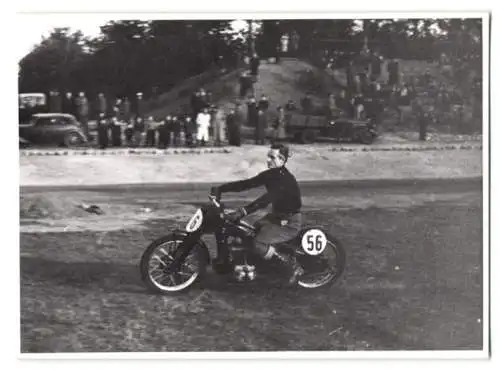 25 Fotografien Speedway Motorrad-Rennen, Rennfahrer BMW-Werksfahrer Startnummer 26, Rennszenen, Motorbike Race