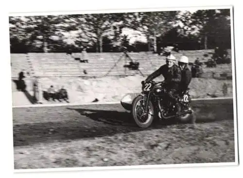 19 Fotografien Speedway - Seitenwagen Motorrad-Rennen, Sandbahnrennen, Rennszenen, Siegerehrung u.a.