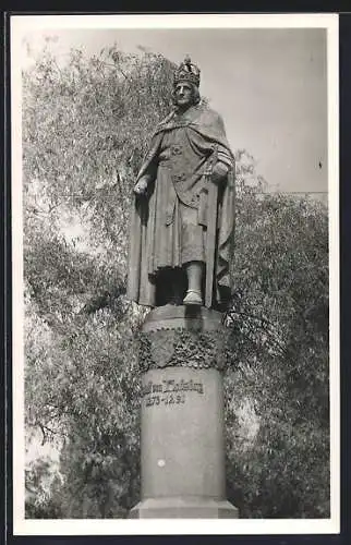 Foto-AK Freiburg i. B., Statuen der Kaiserbrücke