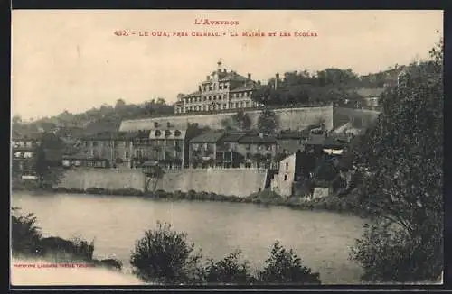 AK Le Gua /Aveyron, La Mairie et les Écoles