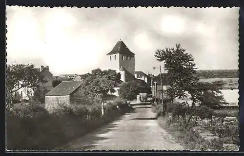 AK Ledergues /Aveyron, Entrée du Village