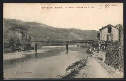 AK Penchot /Aveyron, Pont métallique sur le Lot