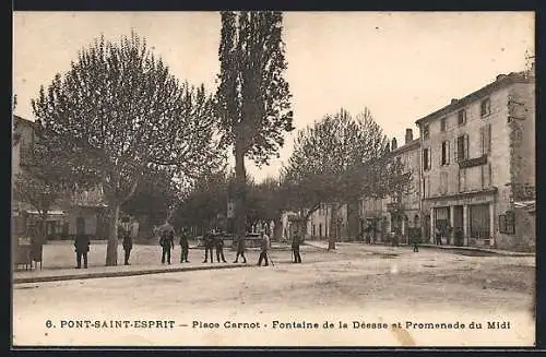 AK Pont-Saint-Esprit, Place Carnot, Fontaine de la Déesse et Promenade du Midi