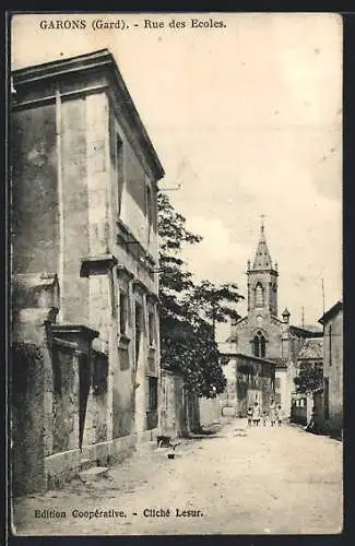 AK Garons /Gard, Rue des Ecoles, Strassenpartie