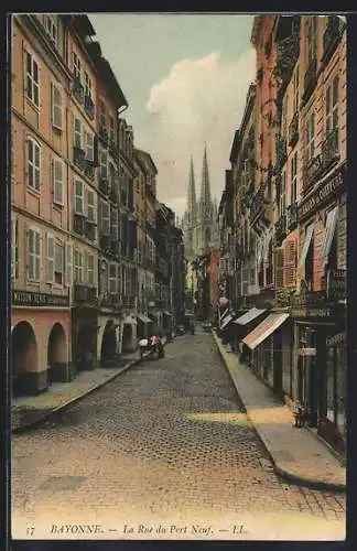 AK Bayonne, La Rue du Port Neuf, Strassenpartie