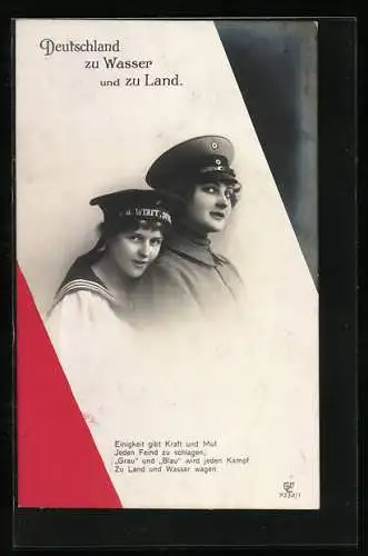 AK Zwei Frauen in Armee- und Marine-Uniformen vor der Reichsflagge