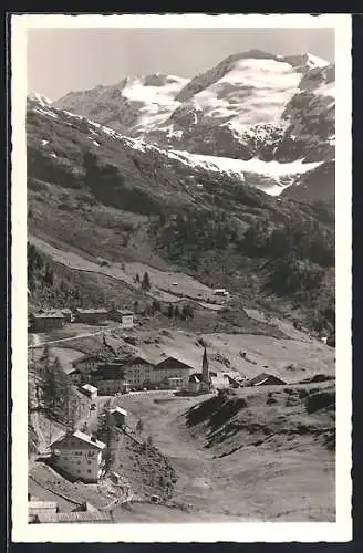 AK Ober-Gurgl /Tirol, Das Gletscherdorf mit Schalfkogel