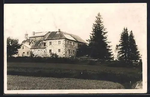 AK St. Johann am Wimberg, Hansberg, Gastwirtschaft Sommerfrische, Bes. Ludwig Seyrl, vom Feld aus