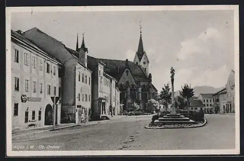 AK Aigen im Mühlkreis, Strassenpartie mit Denkmal