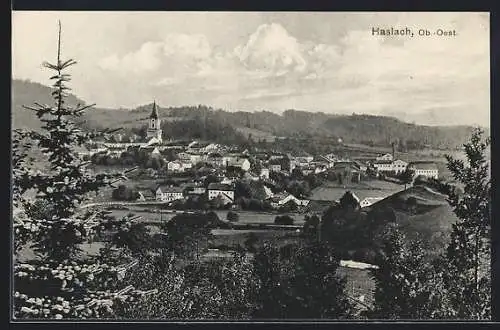 AK Haslach /Ob.-Oest., Gesamtansicht vom Berg aus