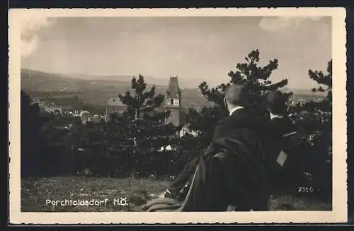 AK Perchtoldsdorf /N. Ö., Ortsansicht mit Kirche