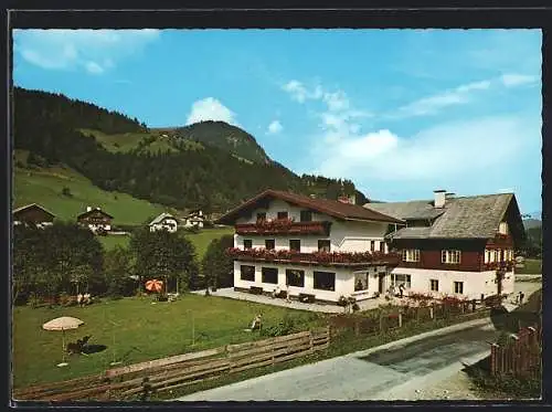 AK Kleinarl im Pongau, Der Gasthof Angerwirt v. H. & H. Haitzmann