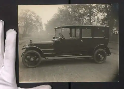 Fotografie Auto Daimler, Luxus Limousine aufgebaut von Parr & Hamshaw, Karosseriebau-Firma in Leicester