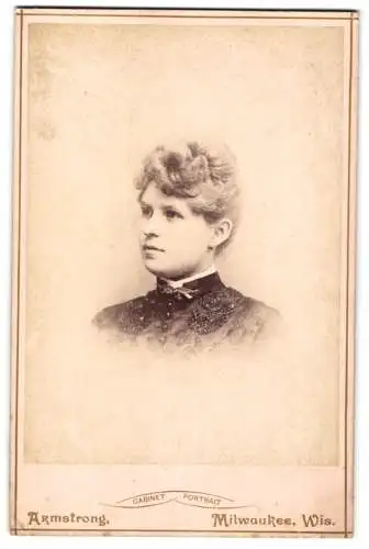 Fotografie W. A. Armstrong, Milwaukee, Wis., 389 Broadway, Porträt einer jungen Frau