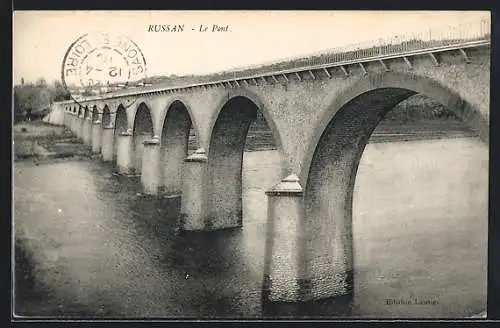 AK Russan, Le Pont