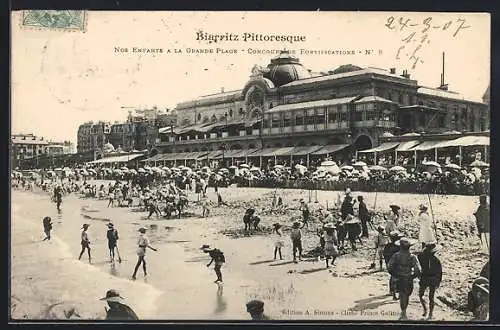 AK Biarritz, Nos Enfants a la Grande Plage, Concours de Fortifications