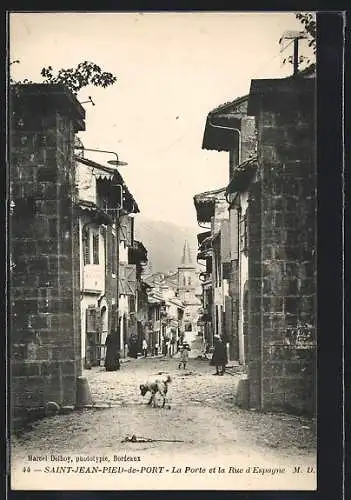 AK Saint-Jean-Pied-de-Port, La Porte et la Rue d`Espagne