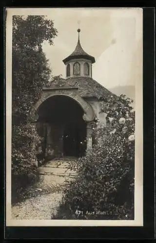 Foto-AK A. Stockhammer: Hall i. T., Kapelle mit Rosen