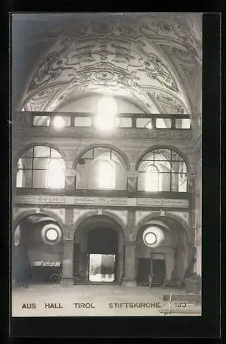 Foto-AK A. Stockhammer: Hall /Tirol, Innenansicht der Stiftskirche