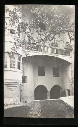 Foto-AK A. Stockhammer: Hall /Tirol, Haus mit Terrasse