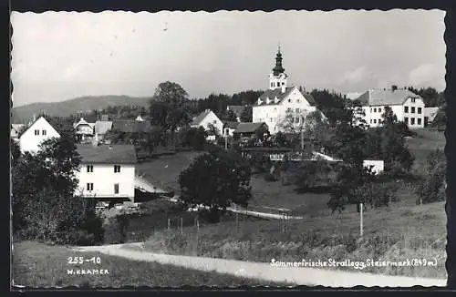 AK Strallegg /Steiermark, Ortspartie mit Kirche