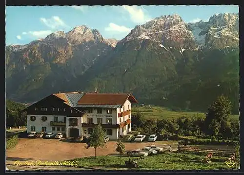 AK Dölsach, Gasthof Dolomitenblick mit Gebirge