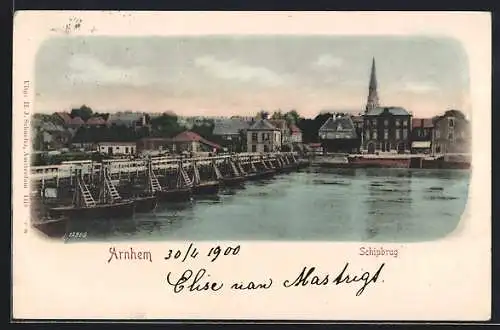 AK Arnhem, die Schiffsbrücke, Blick zum Kirchturm