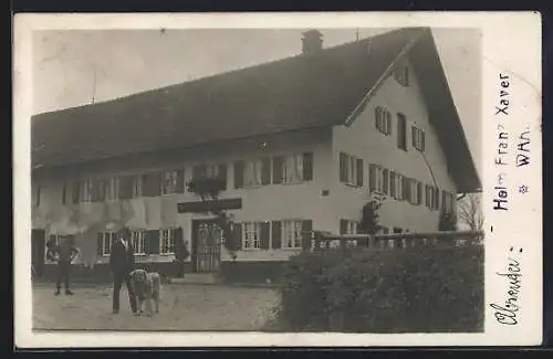 Foto-AK Waal / Ilm, Haus Franz Xaver Heim, mit Hund