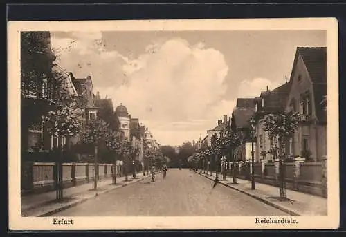 AK Erfurt, Reichardtstrasse mit Villen