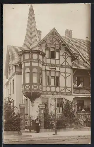 Foto-AK Erfurt, Haus mit Erker, Herderstrasse 31