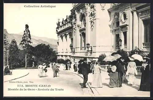 AK Monte Carlo, Montée de la Gare, Arrivée du Train