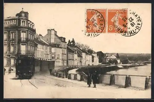 AK Chateau-Thierry, Quai de la Poterne, Strassenbahn