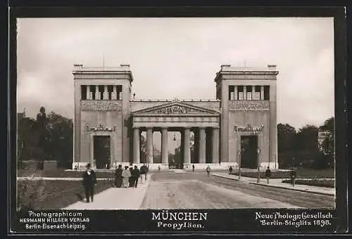 Foto-AK NPG Nr. 511: München, Die Propylähen an der Brienner Strasse