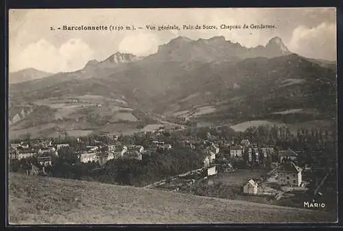 AK Barcelonnette, Vue générale, Pain de Sucre, Chapeau de Gendarme