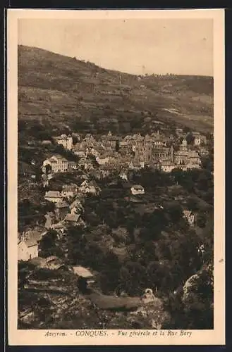 AK Conques /Aveyron, Vue générale et la Rue Bary