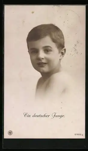 Foto-AK NPG Nr. 12968 /3: Deutscher Junge mit dunklen Haaren